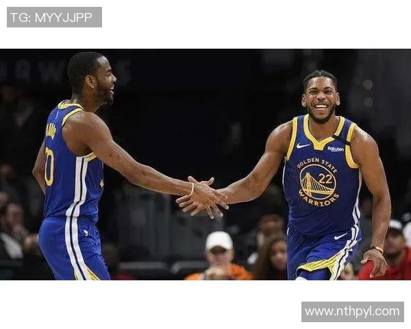 球星们常穿哪些钉的足球鞋提升表现选择分析